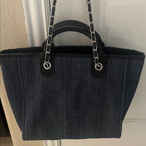 Brand new! Elegant Lily and Bean Denim Tote Bag